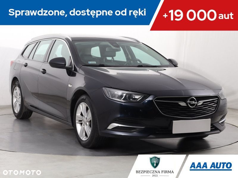 Opel Insignia - 1
