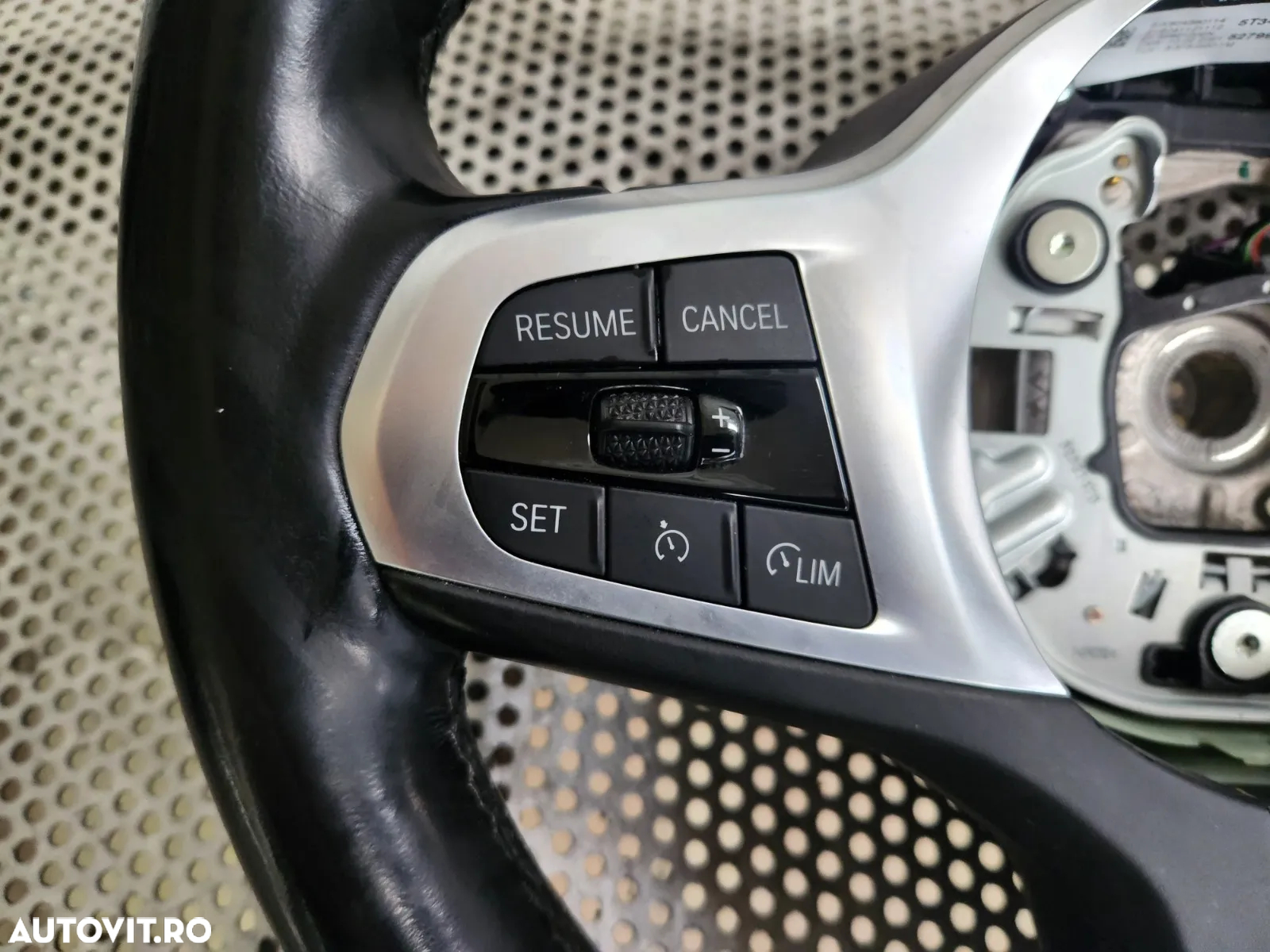 Volan Bmw M Paket Cu Comenzi Din Piele G20 G21 G30 G31 F40 F41 F45 F46 F44 Etc. Dezmembrez Bmw F40 - 8