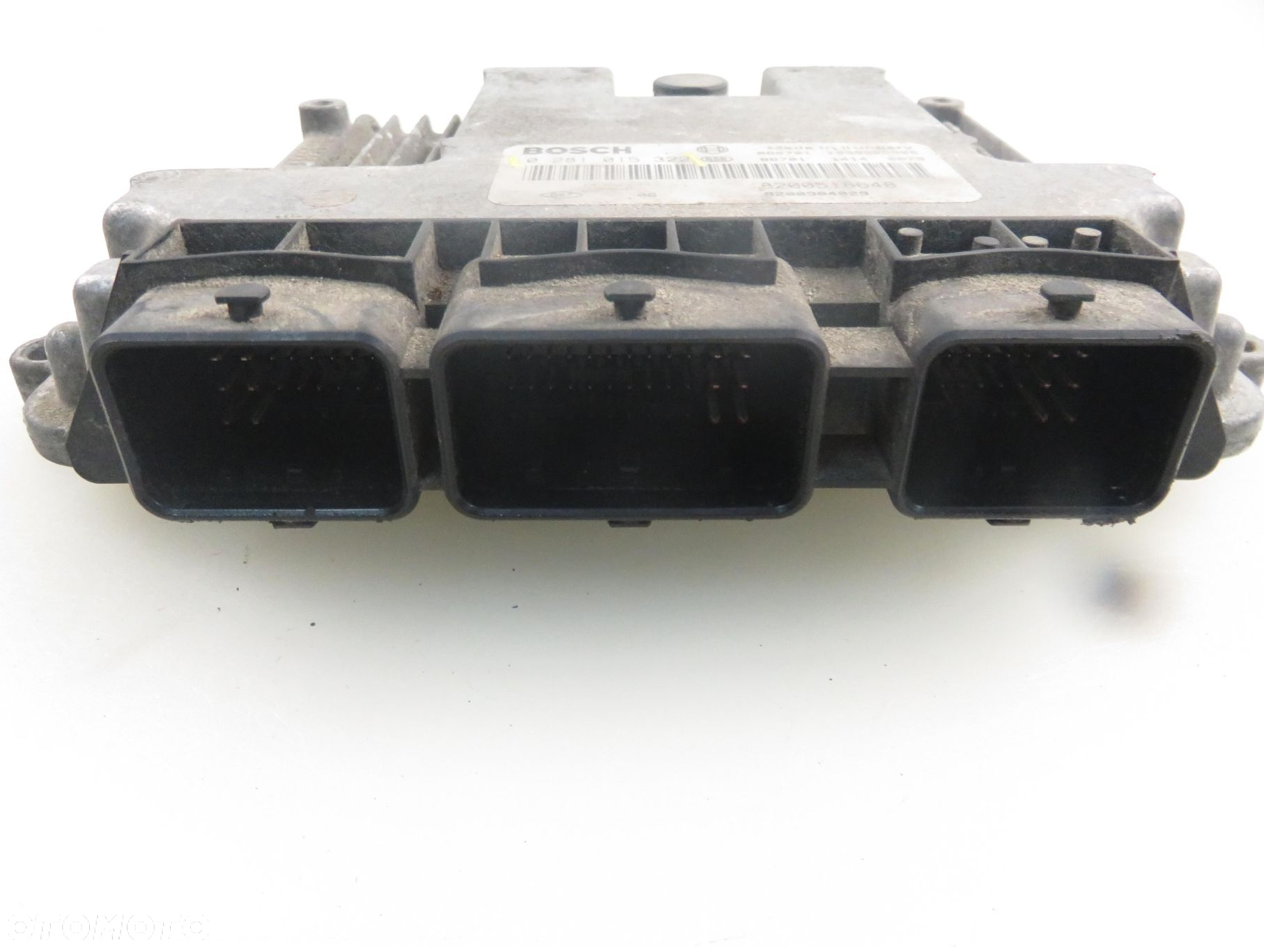 STEROWNIK SUZUKI GRAND VITARA II 1.9 DDiS  0281015322 - 4