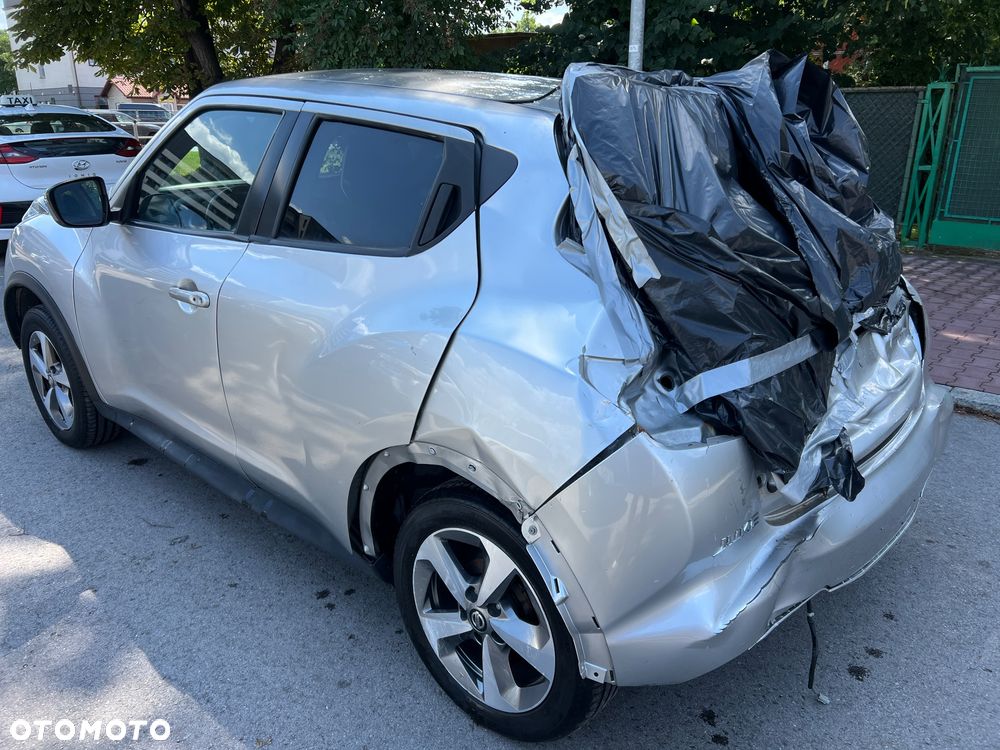 Nissan Juke 1.6 N-Connecta - 4