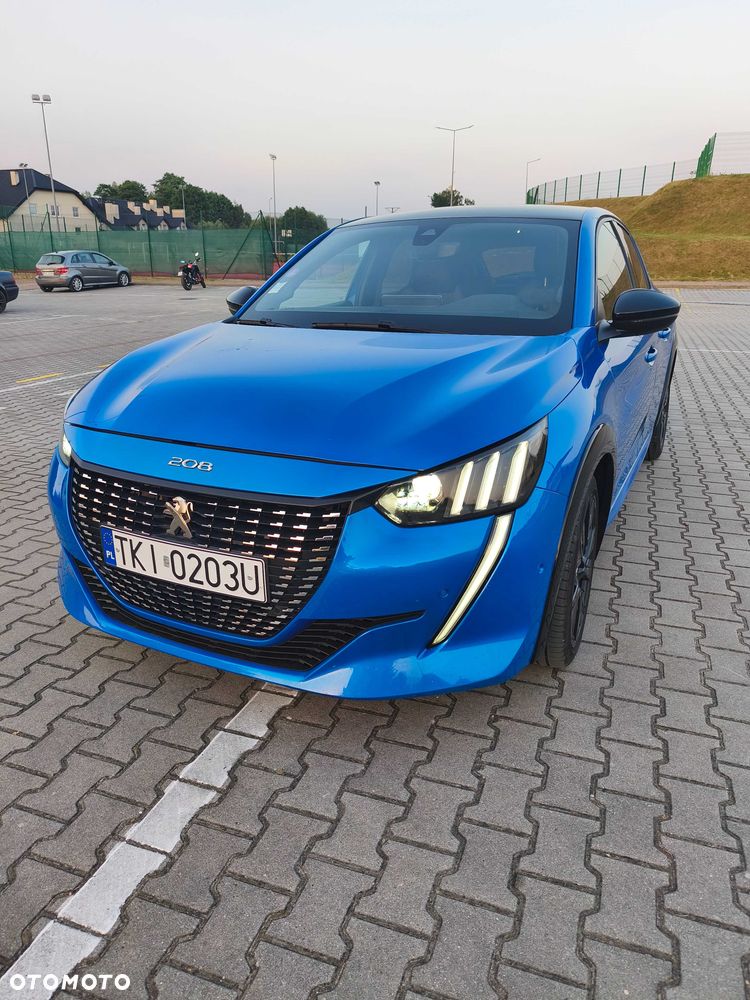 Peugeot 208 - 6
