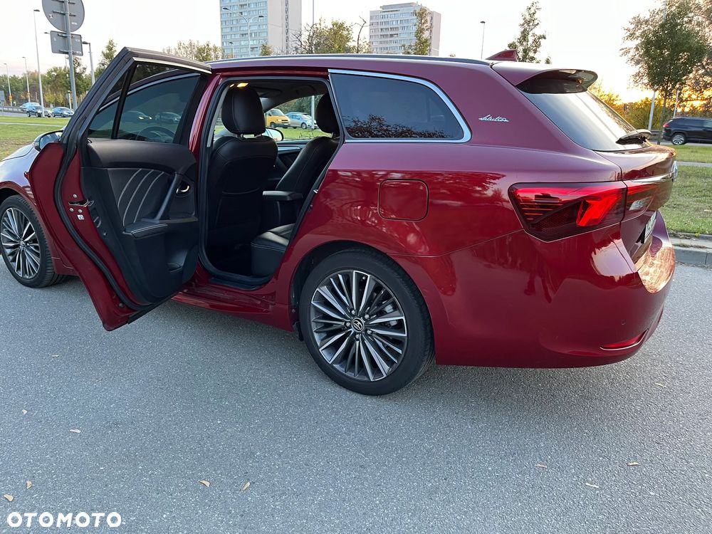 Toyota Avensis 2.0 Prestige MS - 4