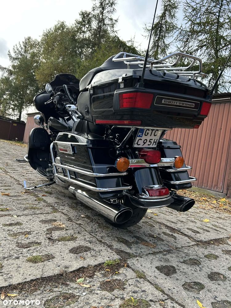 Harley-Davidson FLH Electra Glide - 2