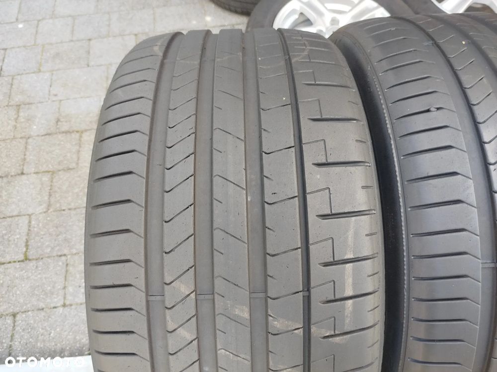 285/30ZR22 101Y Pirelli P ZERO 3szt. 90% bieżnika homologacja AO Mata wygłuszająca - 2