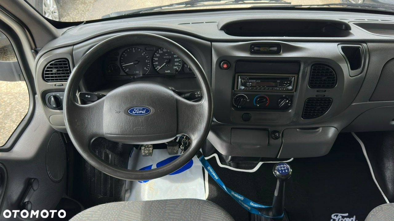 Ford Transit - 33