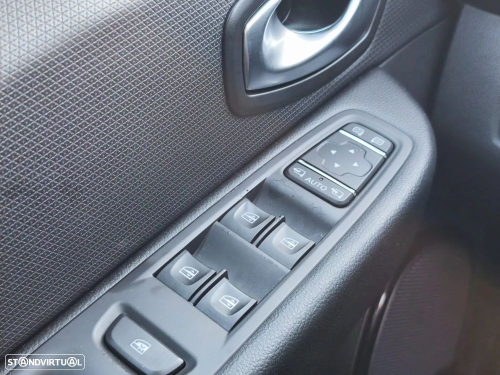 Renault Clio Sport Tourer 0.9 TCe GT Line - 27