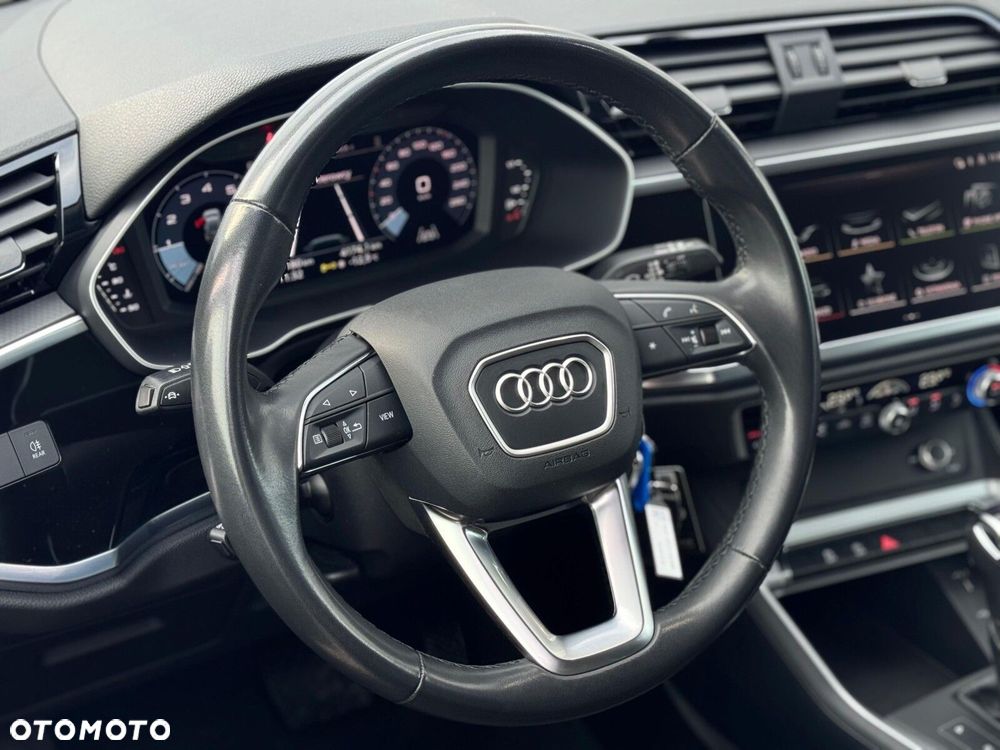 Audi Q3 - 11