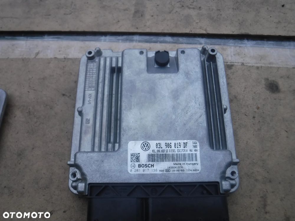 Seat Exeo Audi A4 B7 Vw Skoda Audi 2.0 Sterownik silnika 03L906019DF 0281017138 - 1