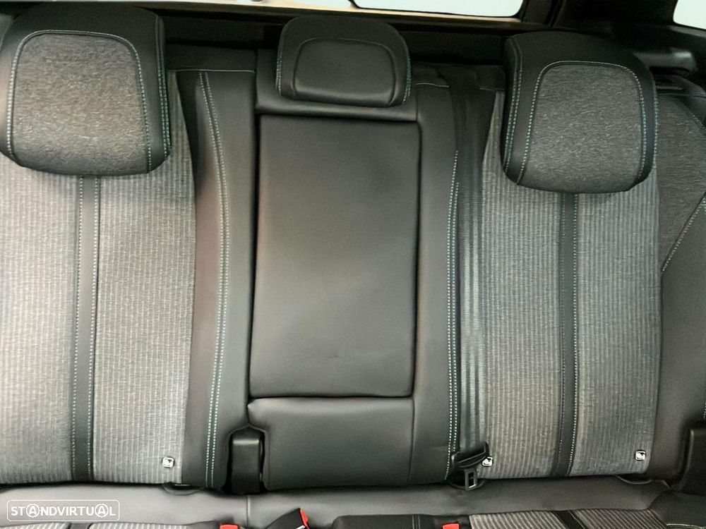 Peugeot 3008 1.6 Hybrid Allure e-EAT8 - 18
