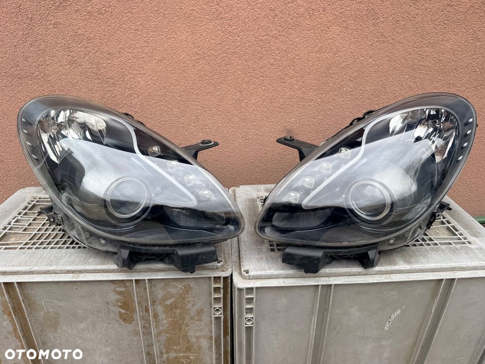 Lampa przednia ALFA ROMEO GIULIETTA XENON LED CIEMNE KOMPLET EUROPA ORG AL - 1
