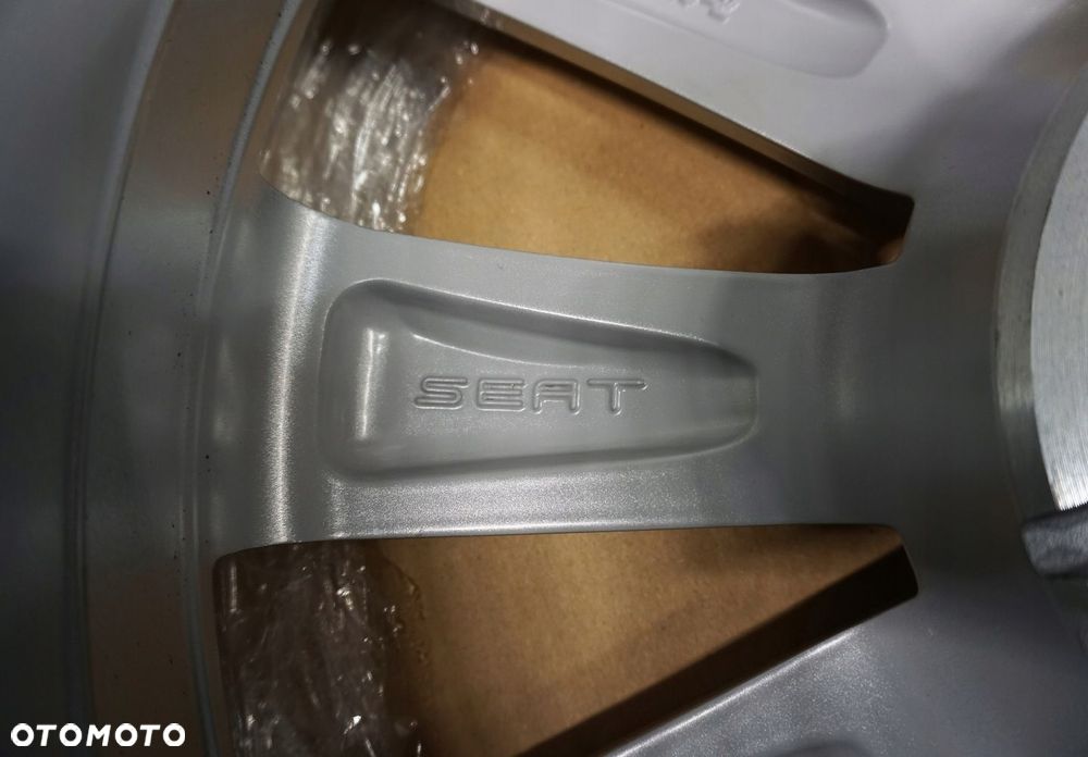 VW Audi Skoda Seat 17x7/5x112x57,1 ET45 F553 - 10