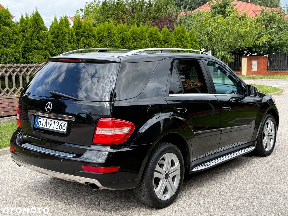 Mercedes-Benz ML - 12