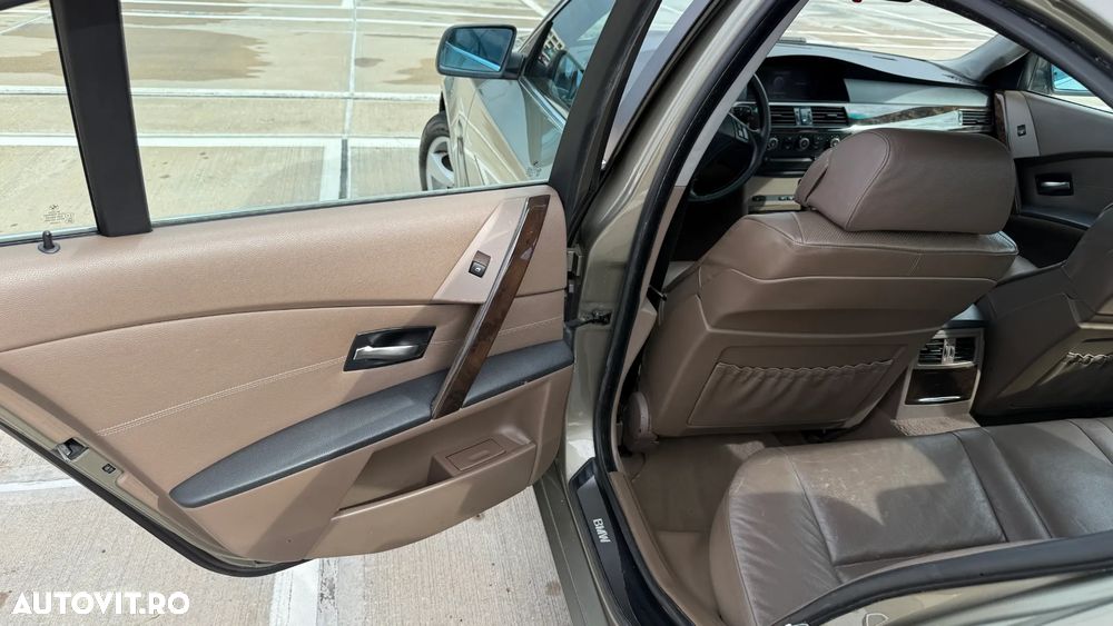 BMW Seria 5 - 21
