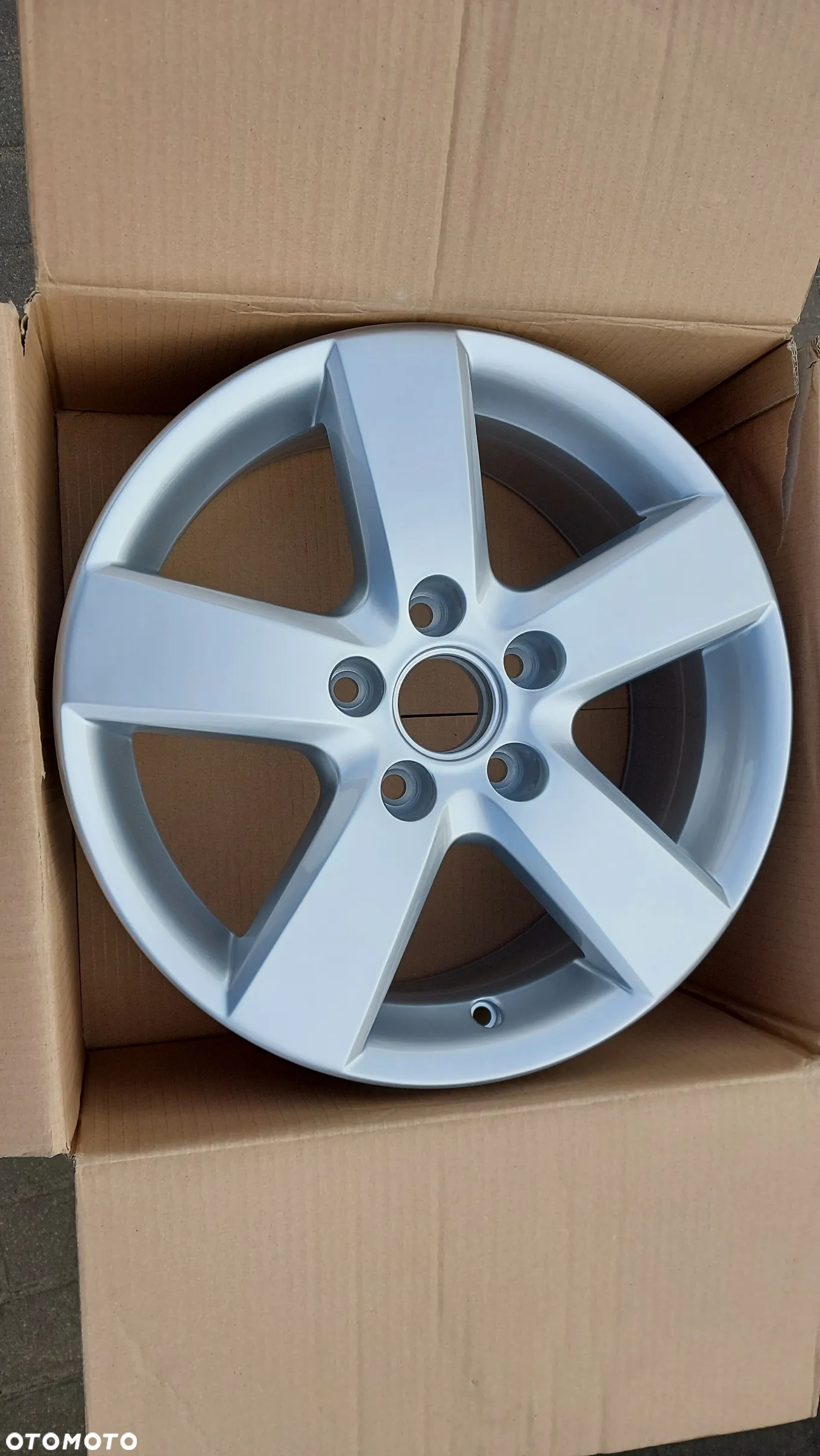 VW TOURAN 1T0 FELGA 6.5JX16 ET50 1T0601025 M ORYGINAŁ NOWE - 2