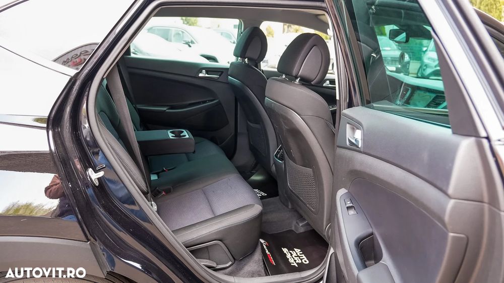 Hyundai Tucson 2.0 CRDI 2WD Style - 29