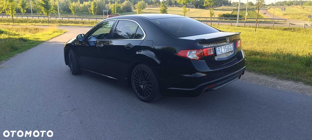 Honda Accord - 3