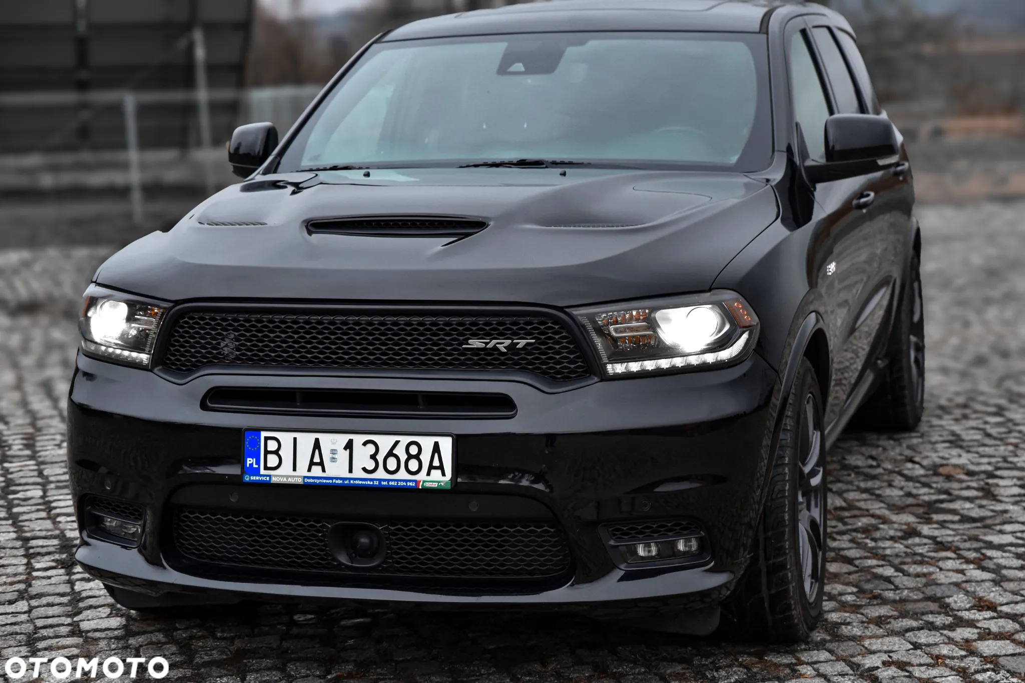 Dodge Durango 6.4 SRT - 7