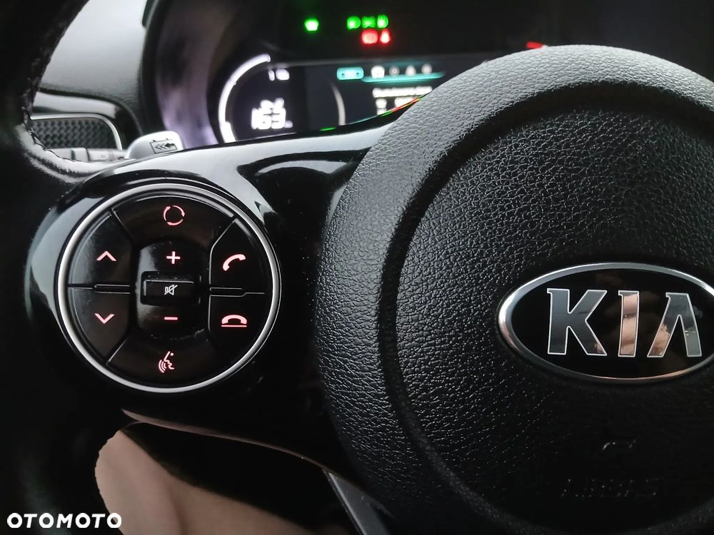 Kia Soul 64kWh XL - 23