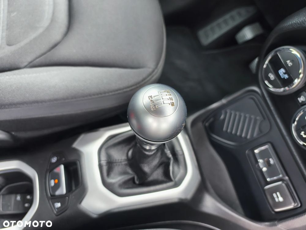 Jeep Renegade 1.4 MultiAir Limited - 18