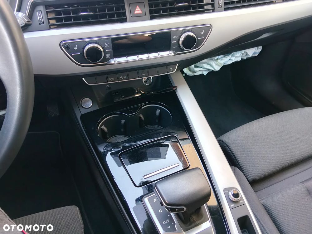 Audi A4 Avant 35 TDI mHEV S Line S tronic - 14