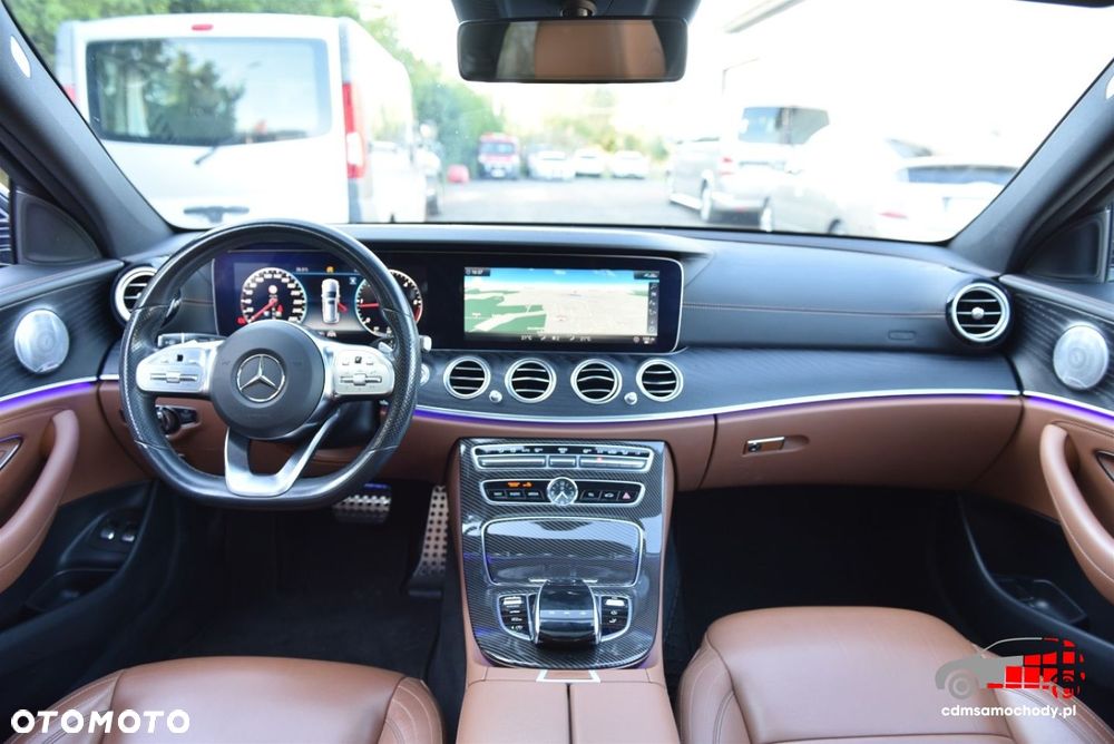 Mercedes-Benz Klasa E - 27