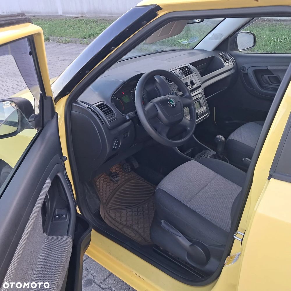 Skoda Fabia - 8