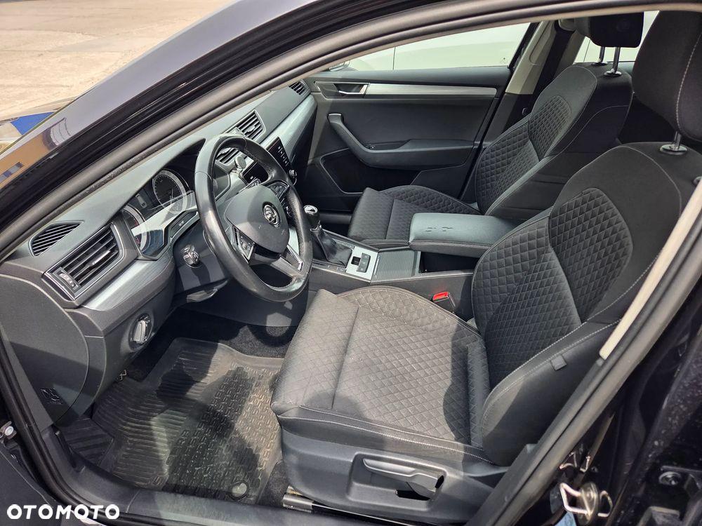 Skoda Superb 2.0 TDI Ambition - 5