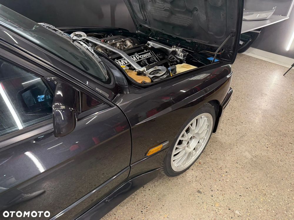 BMW M3 Standard - 5