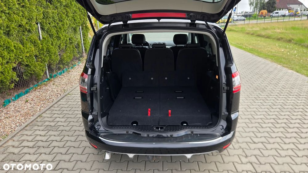 Ford S-Max 2.0 TDCi DPF Titanium X - 19