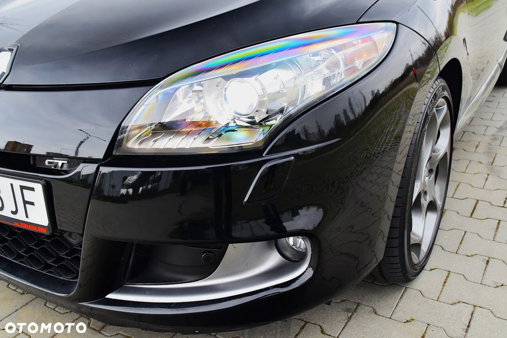 Renault Megane TCe 180 GT - 21