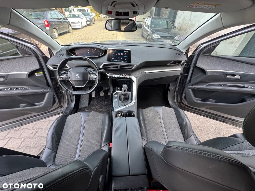 Peugeot 3008 PureTech 130 Stop & Start GPF Allure - 5