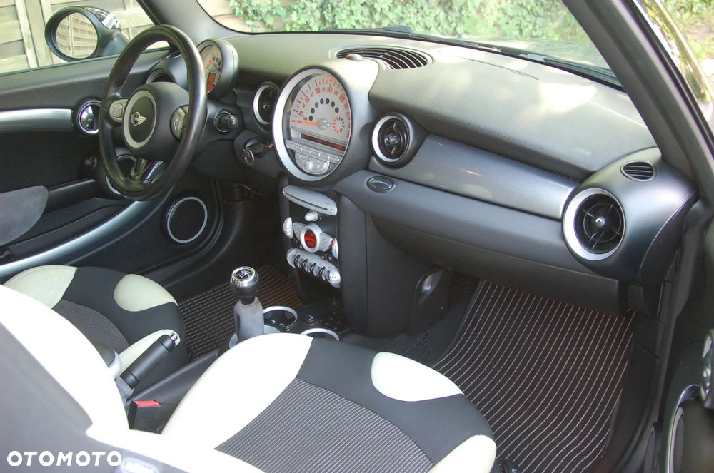 MINI Cooper S ver-coupe - 28