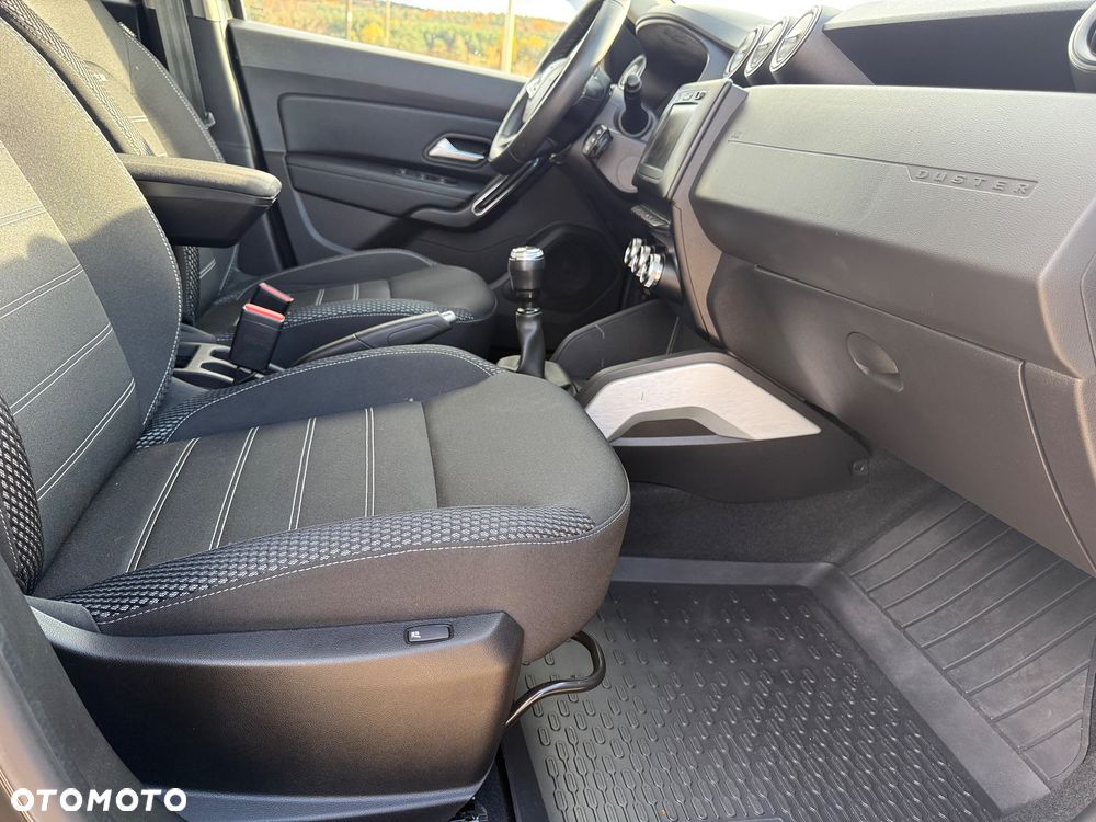 Dacia Duster 1.0 TCe SL Celebration - 16