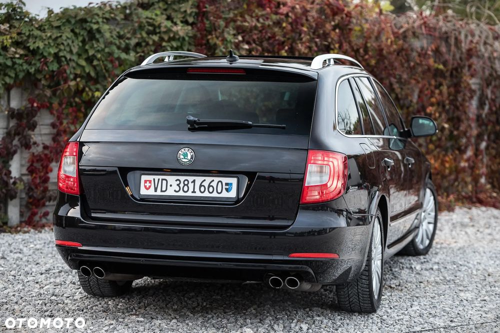 Skoda Superb 2.0 TSI DSG Elegance - 13