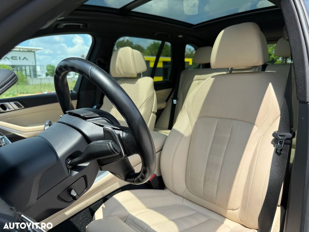 BMW X5 2022 — imagine 16