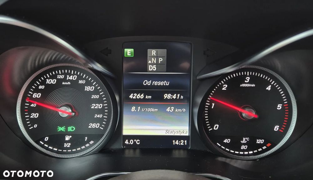 Mercedes-Benz GLC - 38