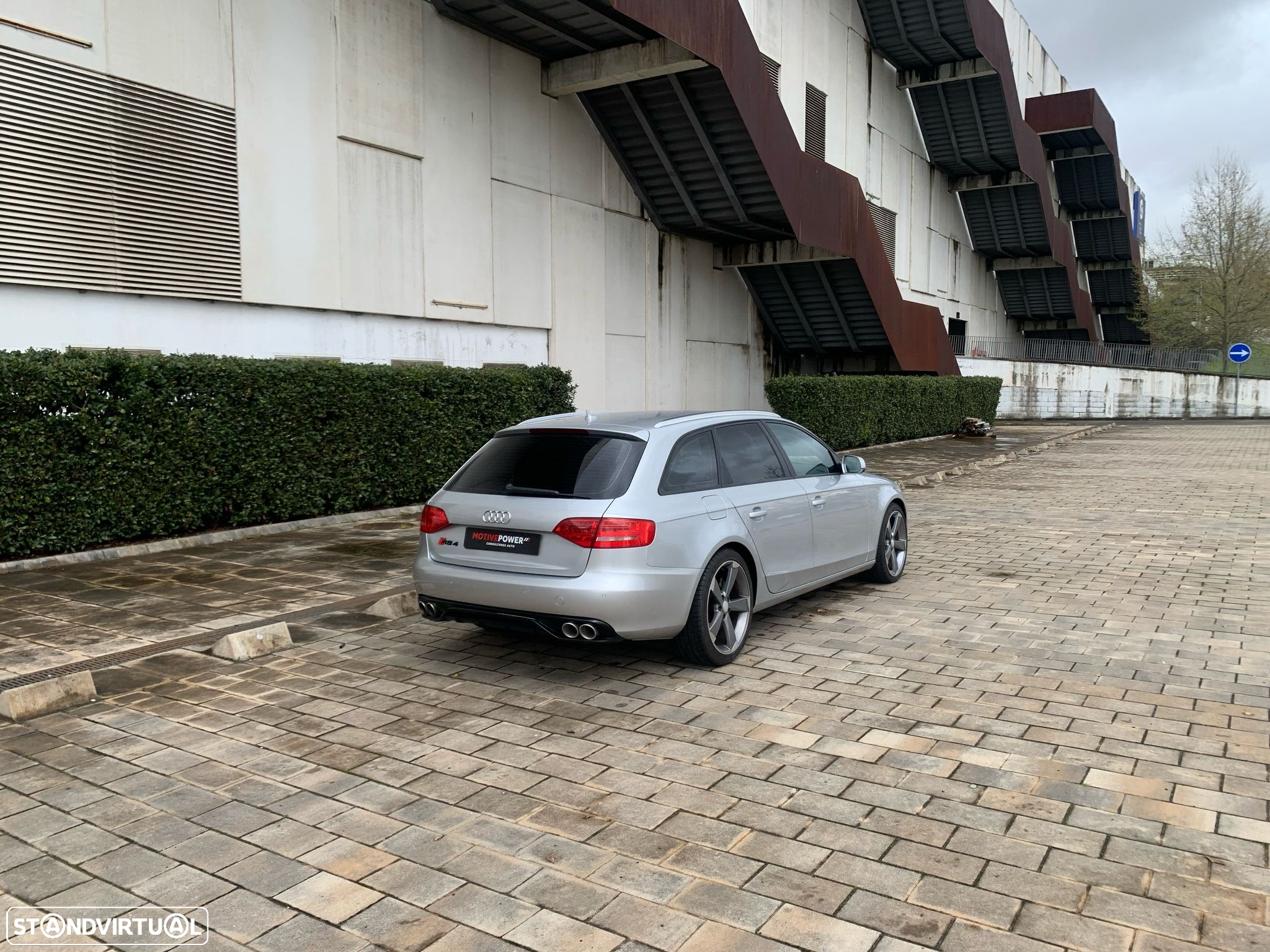 Audi A4 Avant 2.0 TDI Sport - 8