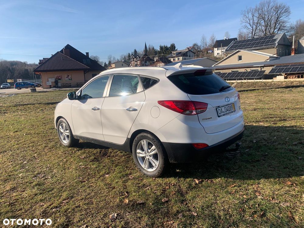 Hyundai ix35 2.0 CRDi 4WD Automatik Premium - 11
