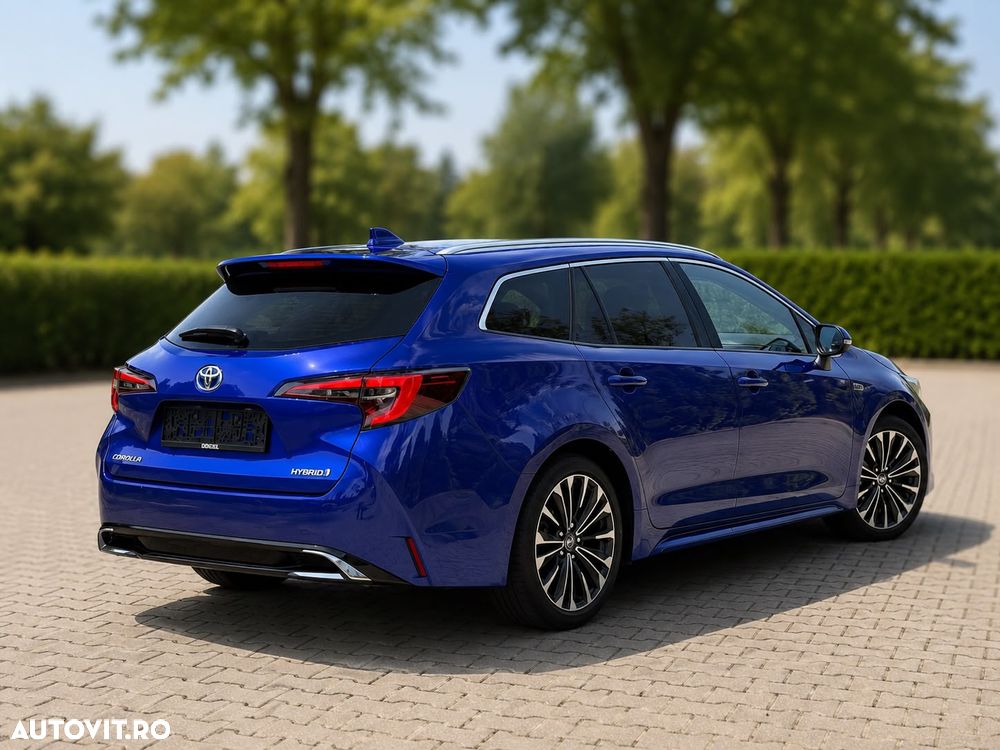 Toyota Corolla - 4