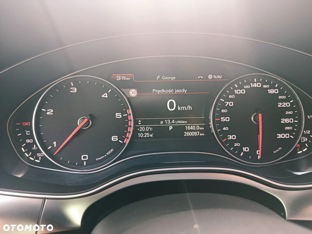 Audi A6 Avant 3.0 TDI Quattro S tronic - 17
