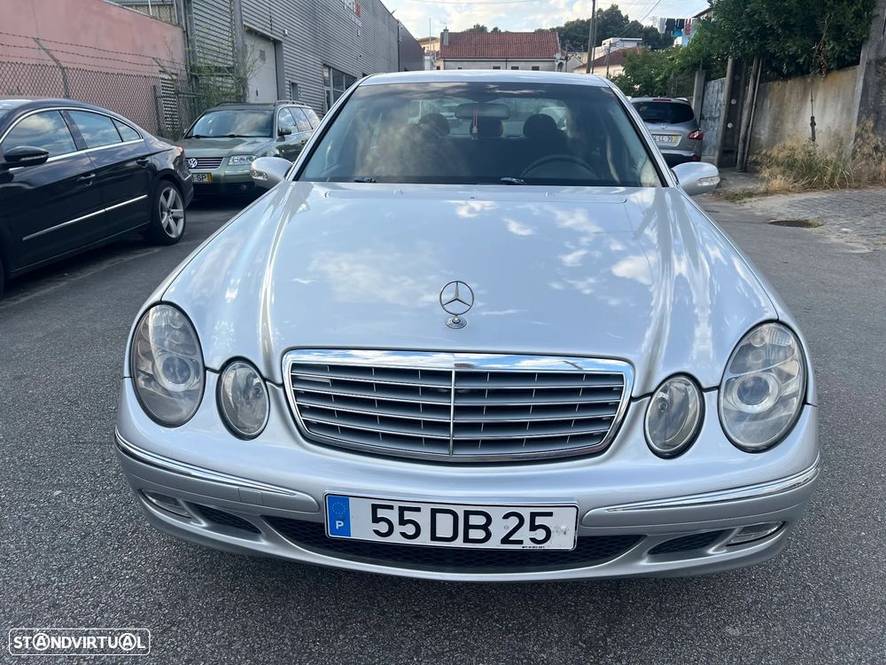 Mercedes-Benz E 220 CDI Auto Elegance - 2