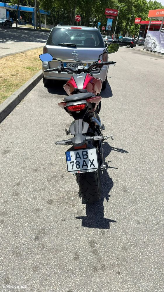 Honda CB R - 5
