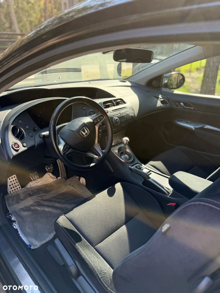 Honda Civic 1.8i-VTEC Type S - 9