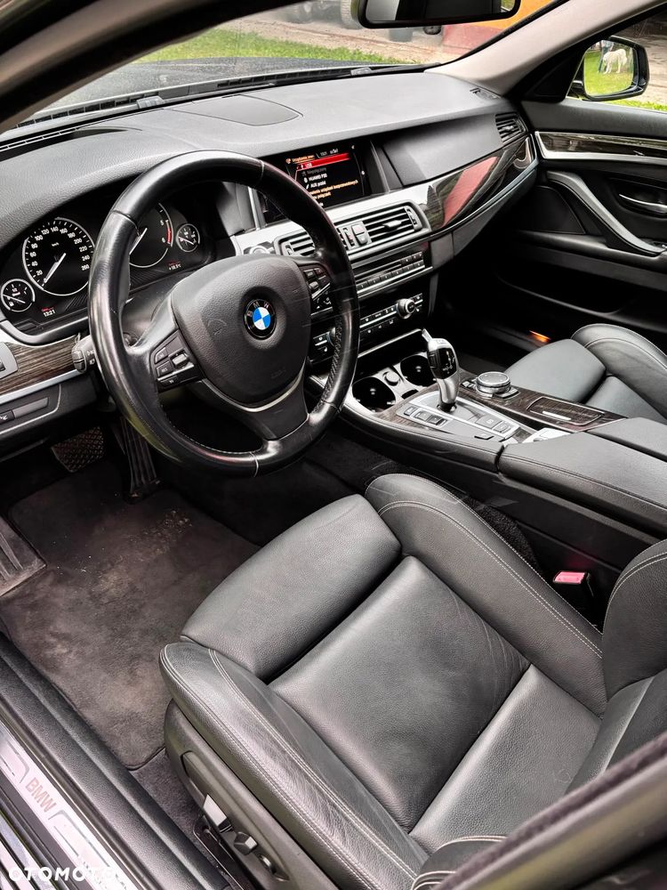 BMW Seria 5 520d Luxury Line - 16