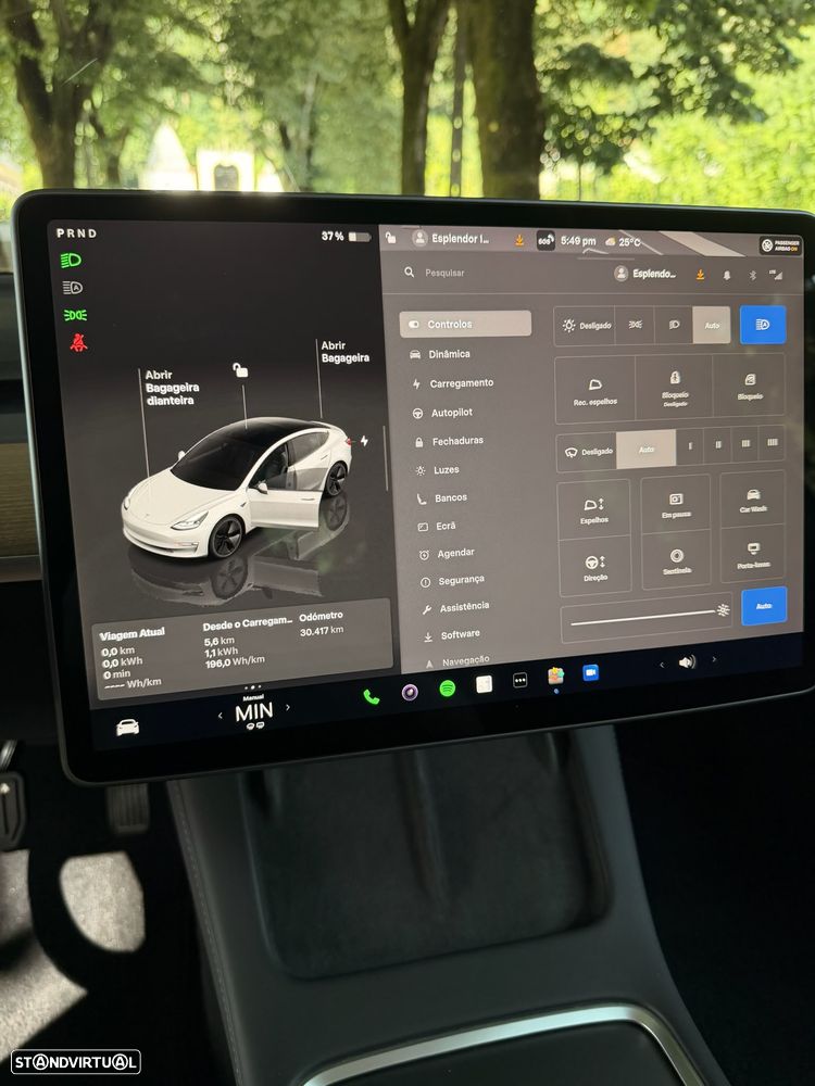 Tesla Model 3 - 11