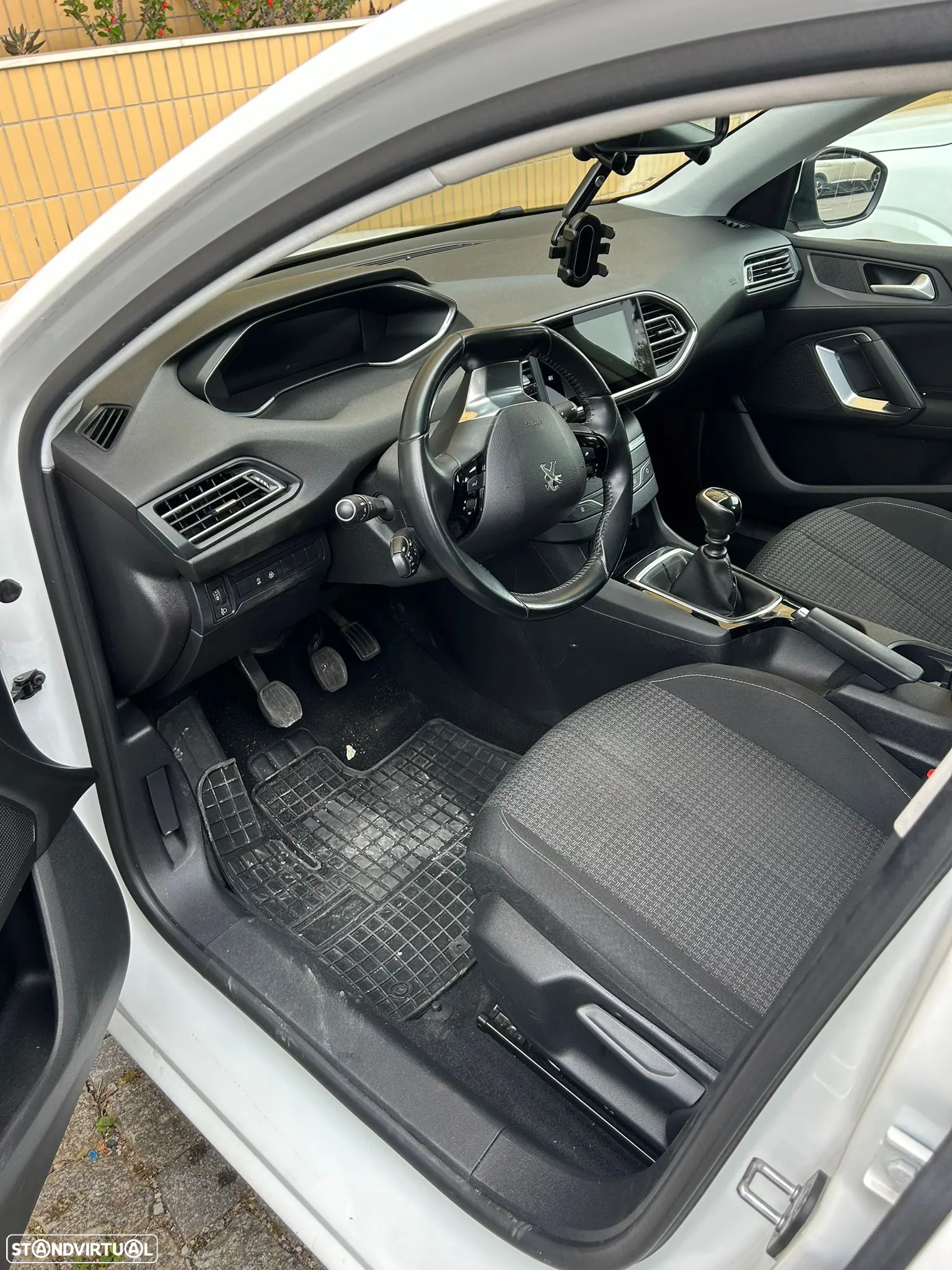 Peugeot 308 SW 1.5 BlueHDi Business Line - 3