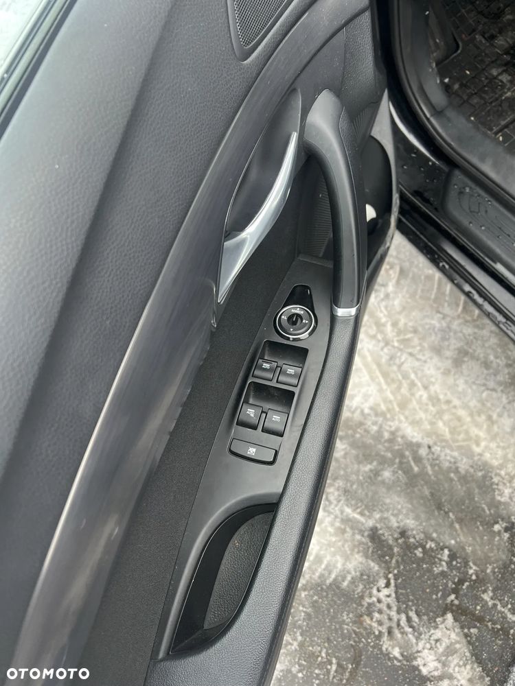 Hyundai i40 i40cw 1.7 CRDi Fifa World Cup Edition - 21