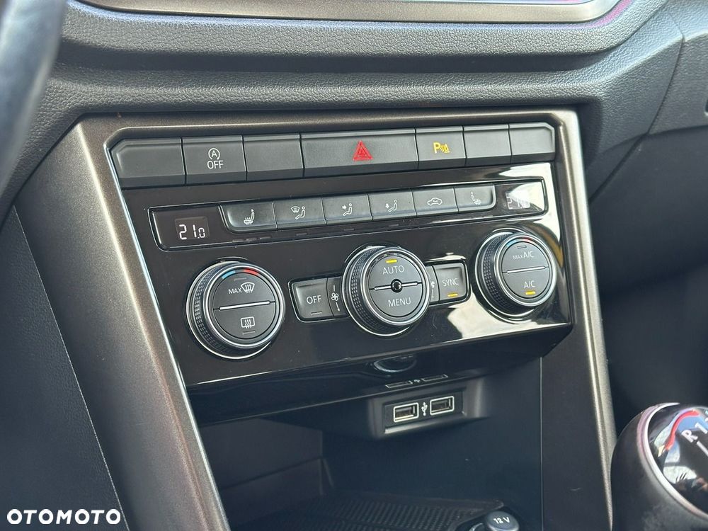 Volkswagen T-Roc 1.6 TDI SCR Style - 24