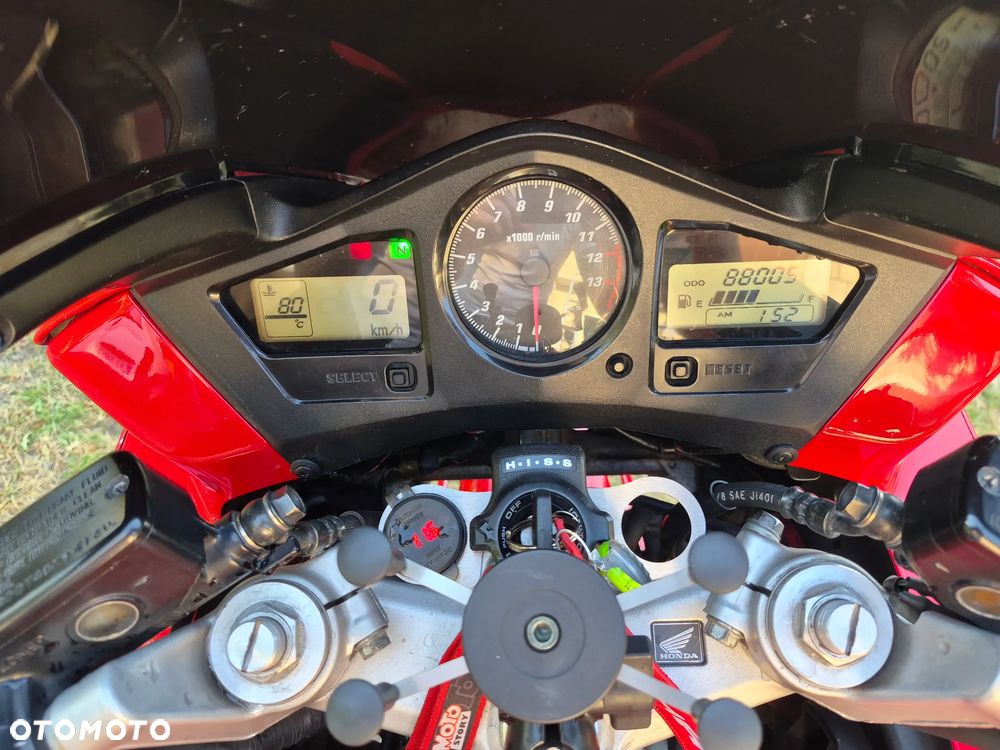 Honda VFR - 7