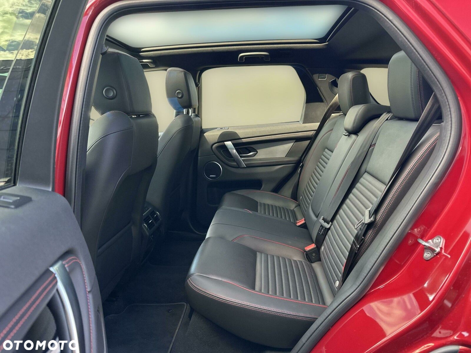 Land Rover Discovery Sport - 13